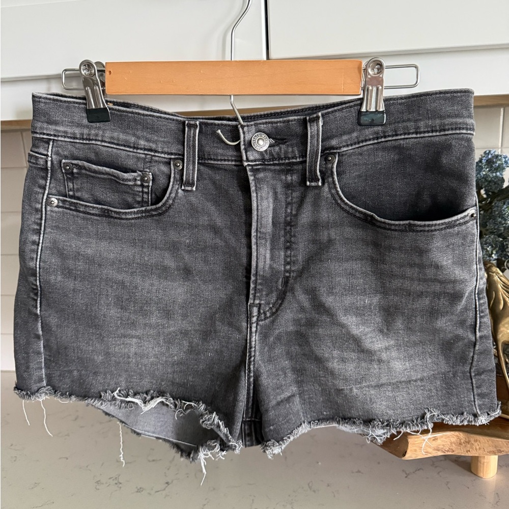 Levi Black Denim Cutoff Shorts - Women